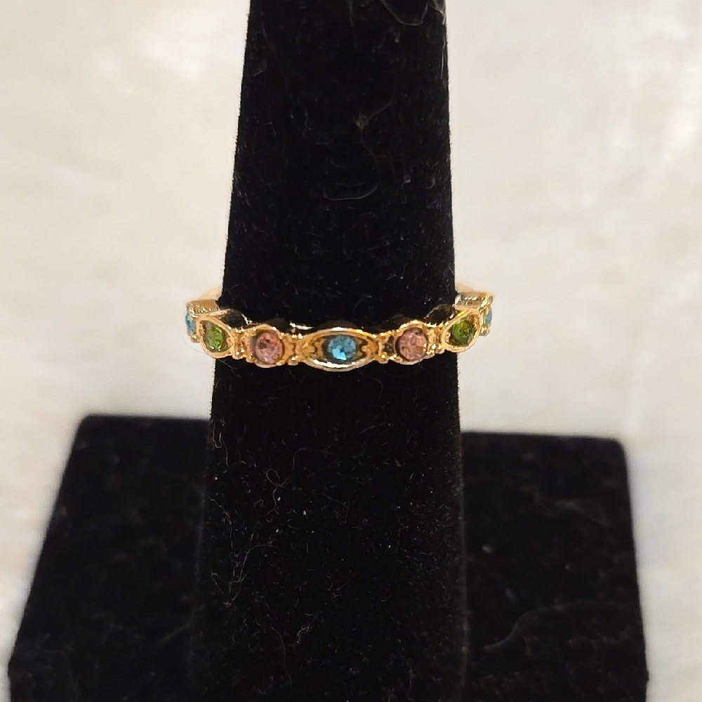 Elegant Multi-Color Gemstone Ring.Size 7.